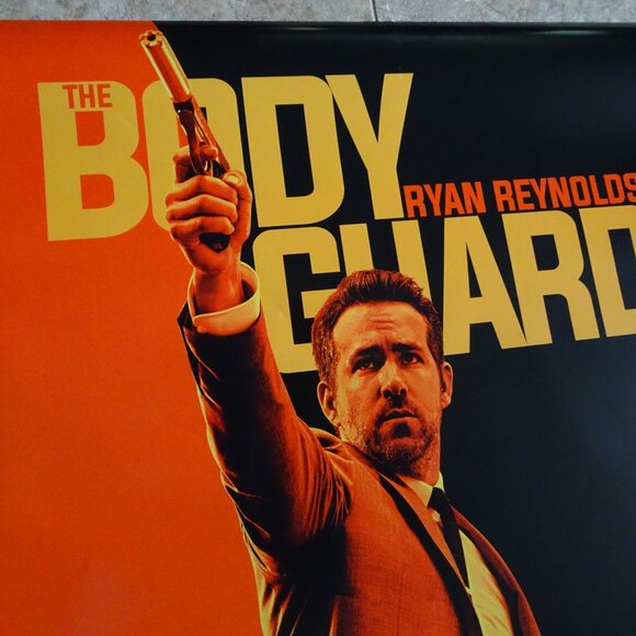 THE HITMAN'S BODYGUARD - MOVIE POSTER WITH RYAN REYNOLDS (AS THE BODYGUARD) - Picture 3 of 6